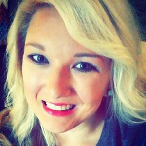 Meet your Posher, Katelyn